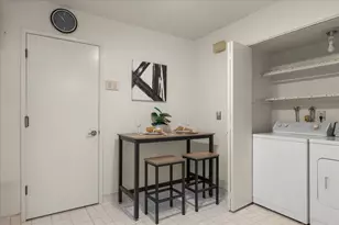 100 Strathmore Pl, Los Gatos, CA 95032 - Photo 11