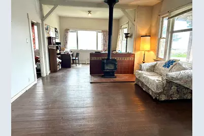 2 3rd Ave, Davenport, CA 95017 - Photo 17