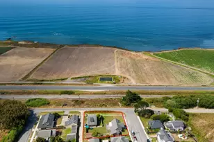 2 3rd Ave, Davenport, CA 95017 - Photo 11