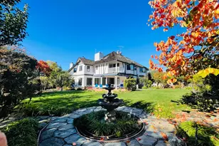 200 Iris Way, Palo Alto, CA 94303 - Photo 1