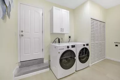 3279 Cuesta Dr, San Jose, CA 95148 - Photo 35