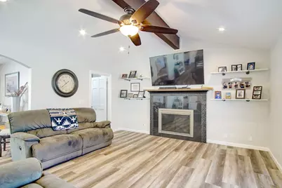 8875 New Ave, Gilroy, CA 95020 - Photo 23