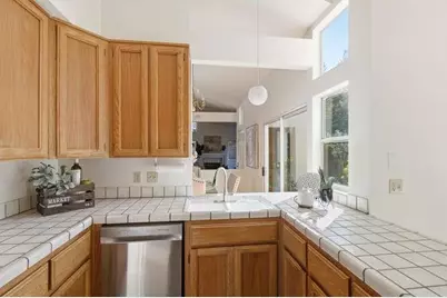 1295 Kelly Park Cir, Morgan Hill, CA 95037 - Photo 15