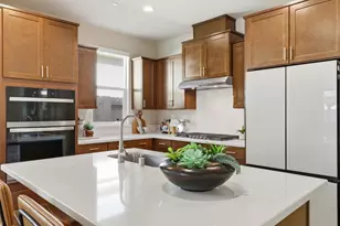 1216 Wildrose Dr, Hollister, CA 95023 - Photo 9