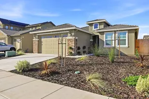 1216 Wildrose Dr, Hollister, CA 95023 - Photo 3