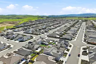 1216 Wildrose Dr, Hollister, CA 95023 - Photo 37