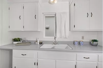 129 Alvarado St, Brisbane, CA 94005 - Photo 15