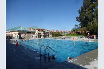 129 Alvarado St, Brisbane, CA 94005 - Photo 27