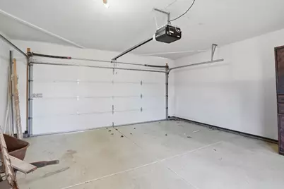 2055 Oakwood Dr, East Palo Alto, CA 94303 - Photo 41