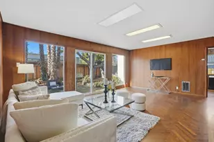 2055 Oakwood Dr, East Palo Alto, CA 94303 - Photo 23