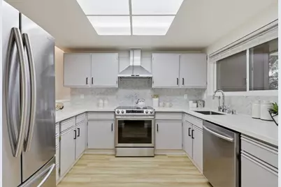 1451 Woodgrove Sq, San Jose, CA 95117 - Photo 9