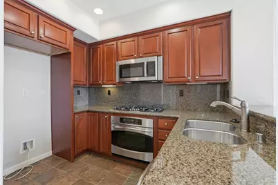 189 Bedford Loop, Mountain View, CA 94043 - Photo 9