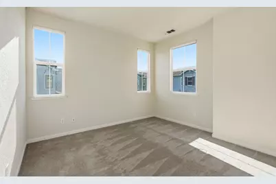 189 Bedford Loop, Mountain View, CA 94043 - Photo 15