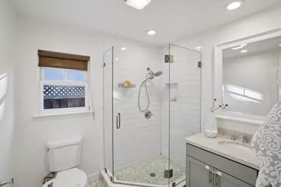 827 Riverside Dr, San Jose, CA 95125 - Photo 13