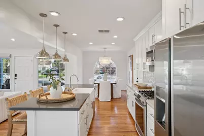 827 Riverside Dr, San Jose, CA 95125 - Photo 9