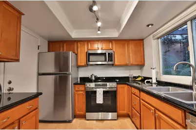 102 Escobar Ave, Los Gatos, CA 95032 - Photo 9