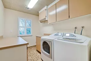 22014 Baxley Ct, Cupertino, CA 95014 - Photo 45