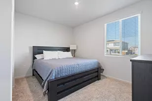 2031 Wildflower Dr, Hollister, CA 95023 - Photo 13