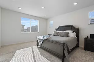 2031 Wildflower Dr, Hollister, CA 95023 - Photo 19