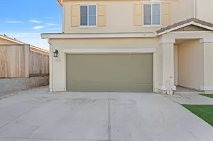 2031 Wildflower Dr, Hollister, CA 95023 - Photo 35