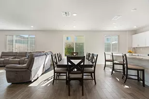 2031 Wildflower Dr, Hollister, CA 95023 - Photo 3