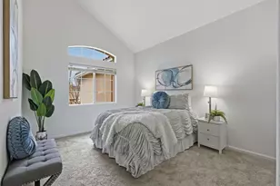 2207 Vizcaya Cir, Campbell, CA 95008 - Photo 33