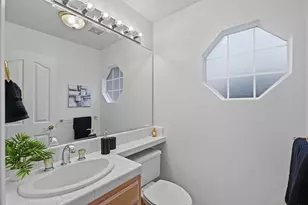 2207 Vizcaya Cir, Campbell, CA 95008 - Photo 23