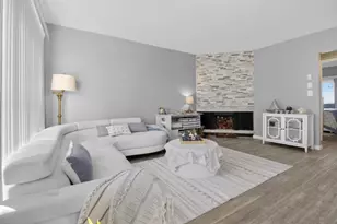 500 Glenwood Cir 537, Monterey, CA 93940 - Photo 5