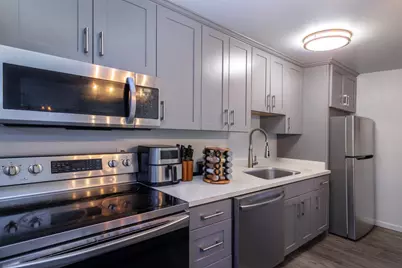 693 San Bruno Ave, Brisbane, CA 94005 - Photo 13