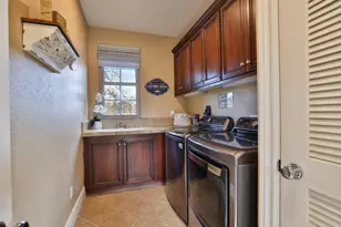 1105 Grimley Ln, San Jose, CA 95120 - Photo 33