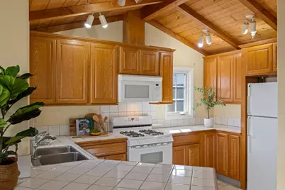 715 Mermaid Ave, Pacific Grove, CA 93950 - Photo 5