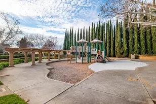 3893 Jasmine Cir, San Jose, CA 95135 - Photo 45