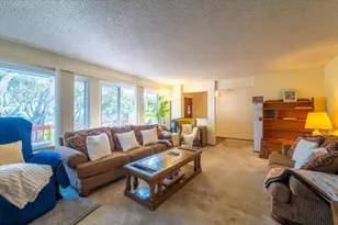 18117 Berta Canyon Rd, Salinas, CA 93907 - Photo 17