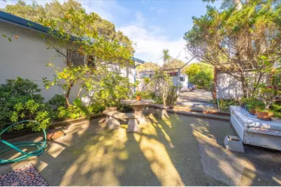 18117 Berta Canyon Rd, Salinas, CA 93907 - Photo 45