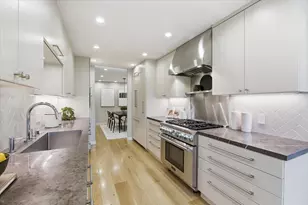 652 Sand Hill Cir, Menlo Park, CA 94025 - Photo 13