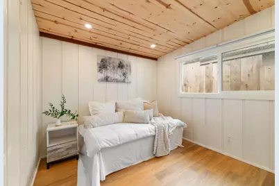 1207 Presidio Blvd, Pacific Grove, CA 93950 - Photo 23