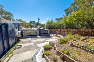 1207 Presidio Blvd, Pacific Grove, CA 93950 - Photo 43