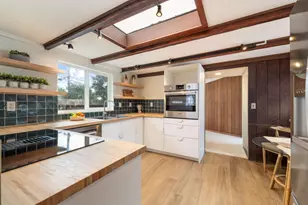 1207 Presidio Blvd, Pacific Grove, CA 93950 - Photo 11