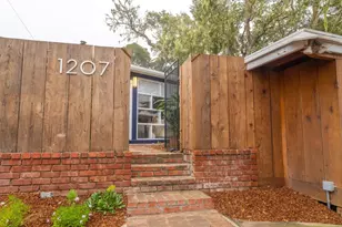 1207 Presidio Blvd, Pacific Grove, CA 93950 - Photo 5