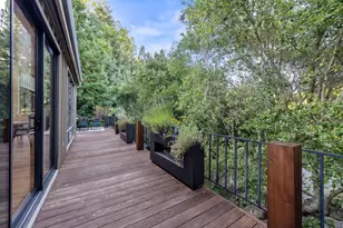 21 Valley Oak St, Portola Valley, CA 94028 - Photo 69