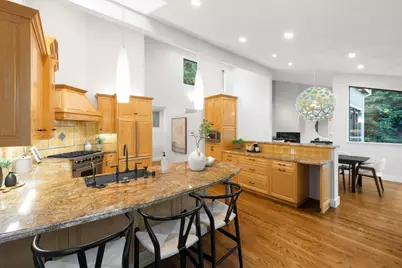 21 Valley Oak St, Portola Valley, CA 94028 - Photo 41