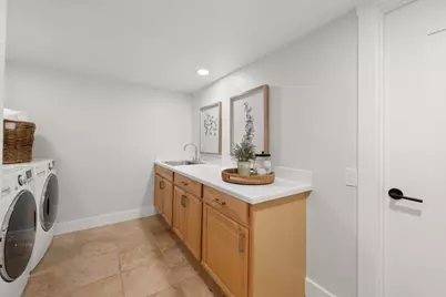 21 Valley Oak St, Portola Valley, CA 94028 - Photo 57