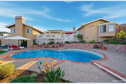 733 Temescal Way, Redwood City, CA 94062 - Photo 1