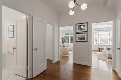 1990 Green St 107, San Francisco, CA 94123 - Photo 11