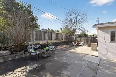 240 Santa Rosa Dr, San Jose, CA 95111 - Photo 23