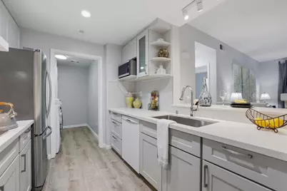 610 Arcadia Ter 202, Sunnyvale, CA 94085 - Photo 13