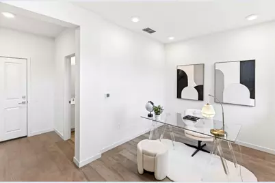 817 Galt Ter 4, Sunnyvale, CA 94085 - Photo 3