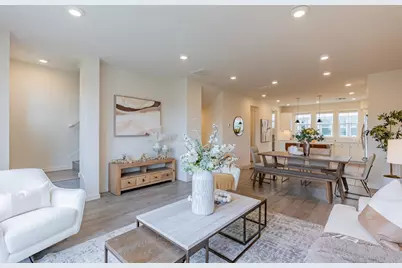 817 Galt Ter 4, Sunnyvale, CA 94085 - Photo 9