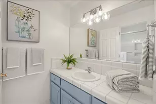 8320 Chantrelle Ct, Gilroy, CA 95020 - Photo 39