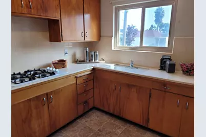 297 N San Anselmo Ave, San Bruno, CA 94066 - Photo 35